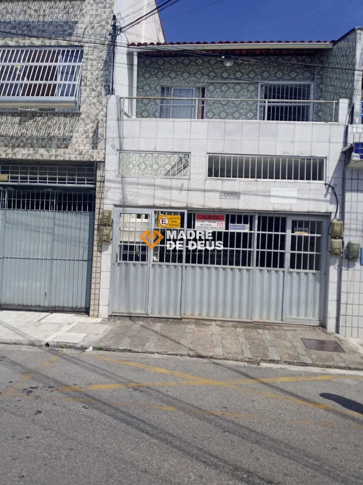 Casa, 11 quartos, 206 m² - Foto 1