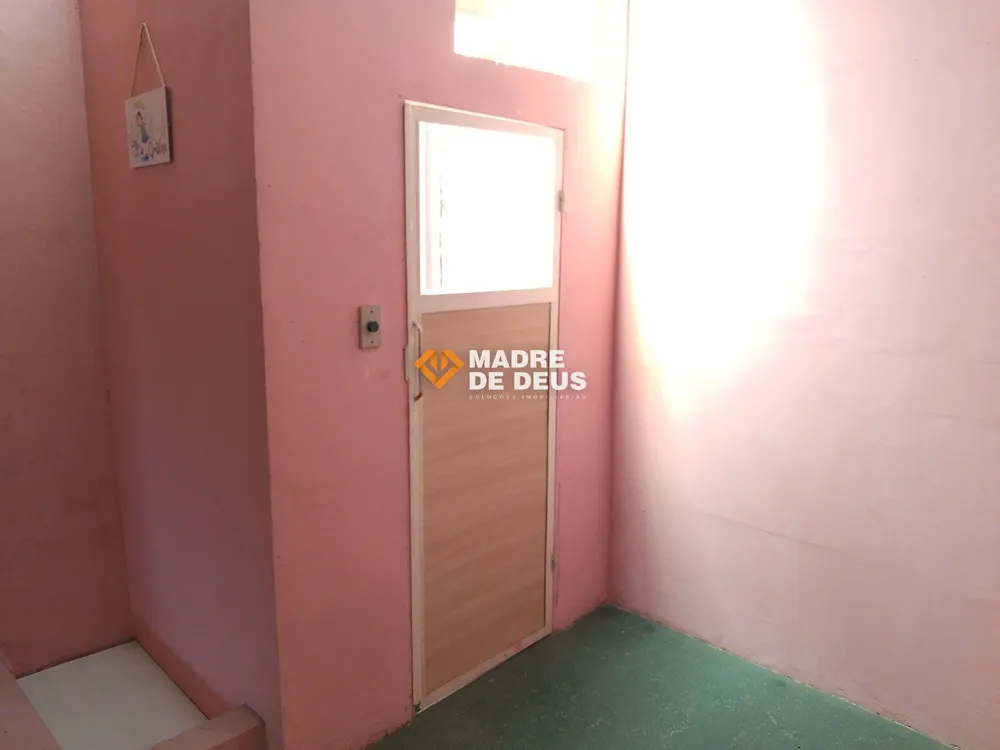 Casa, 5 quartos, 295 m² - Foto 1