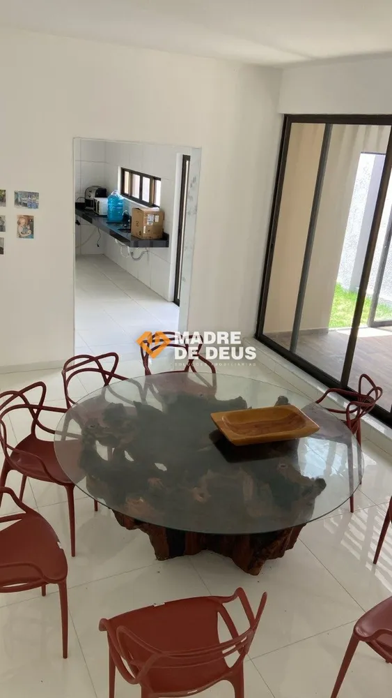 Casa, 4 quartos, 256 m² - Foto 1