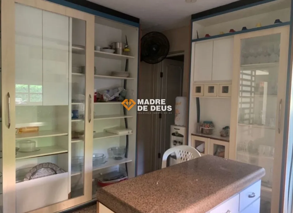 Casa, 4 quartos, 394 m² - Foto 1