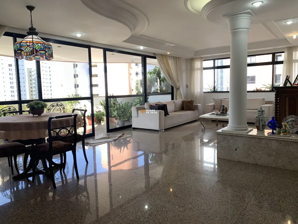 Apartamento, 4 quartos, 275 m² - Foto 1
