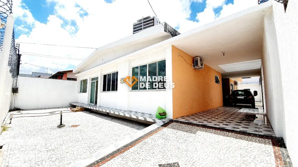 Casa, 4 quartos, 300 m² - Foto 1