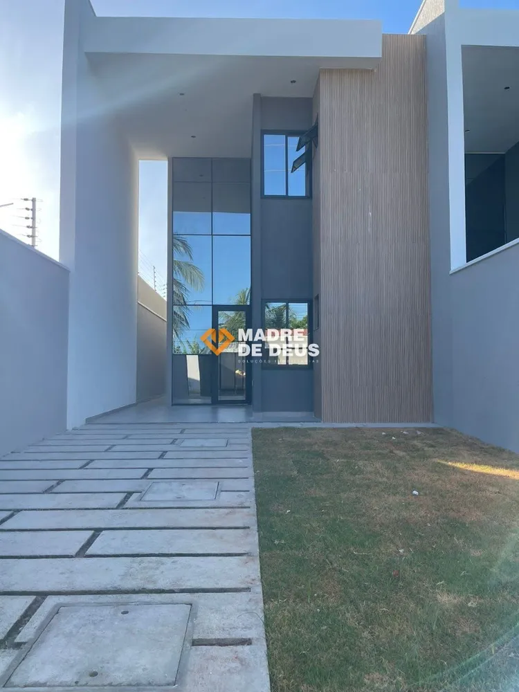 Casa, 4 quartos, 151 m² - Foto 1