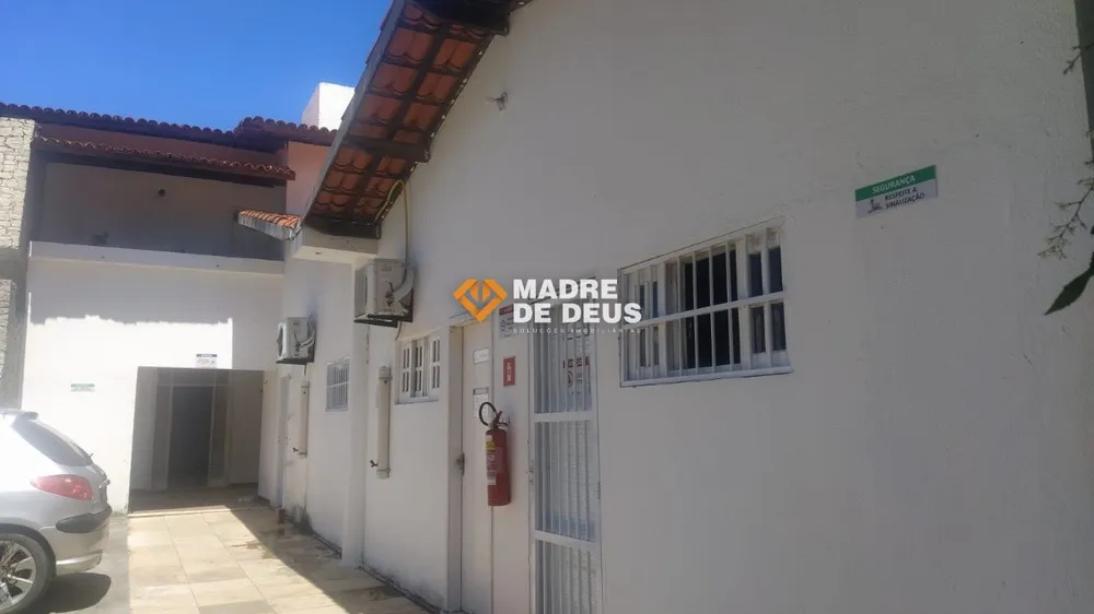 Casa, 7 quartos, 278 m² - Foto 2