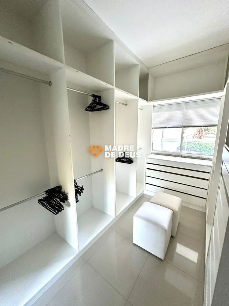 Casa, 4 quartos, 220 m² - Foto 4