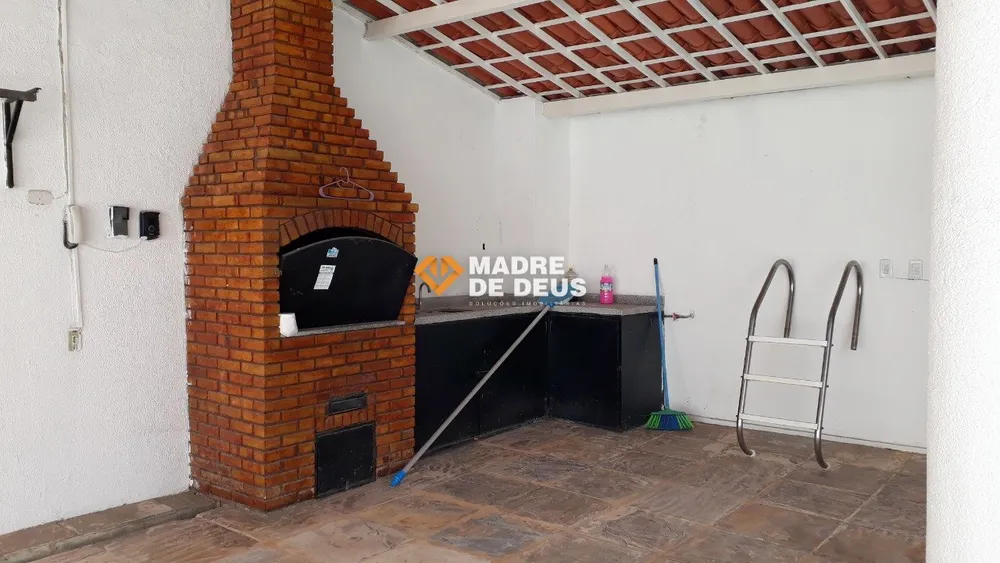 Casa, 8 quartos, 221 m² - Foto 4
