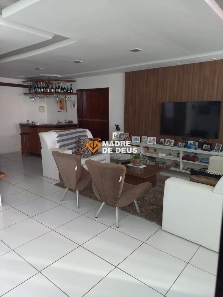 Casa, 6 quartos, 263 m² - Foto 10