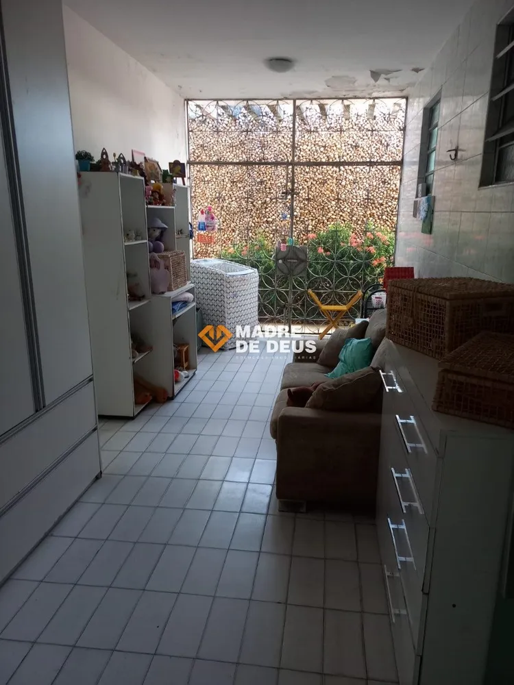 Casa, 6 quartos, 263 m² - Foto 4