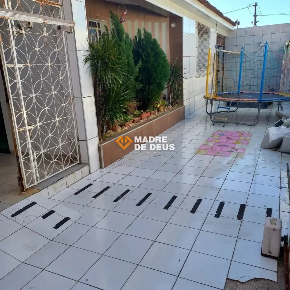 Casa, 6 quartos, 263 m² - Foto 1