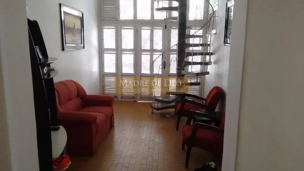 Casa, 7 quartos, 274 m² - Foto 1