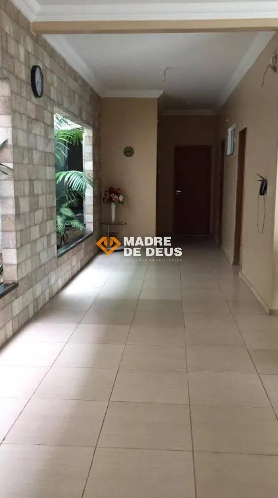 Casa, 4 quartos, 215 m² - Foto 9