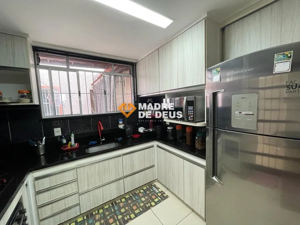 Casa, 6 quartos, 302 m² - Foto 4