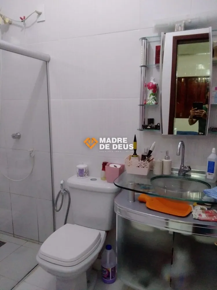 Casa, 3 quartos, 212 m² - Foto 2
