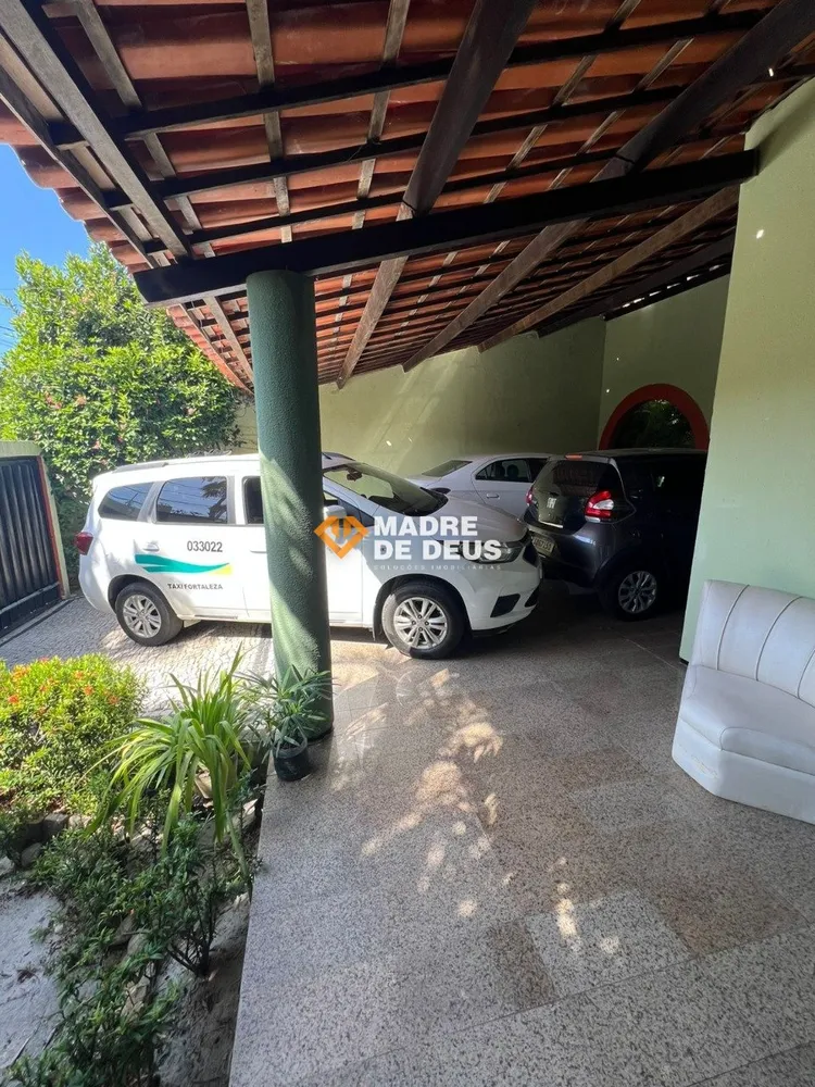Casa, 4 quartos, 300 m² - Foto 1