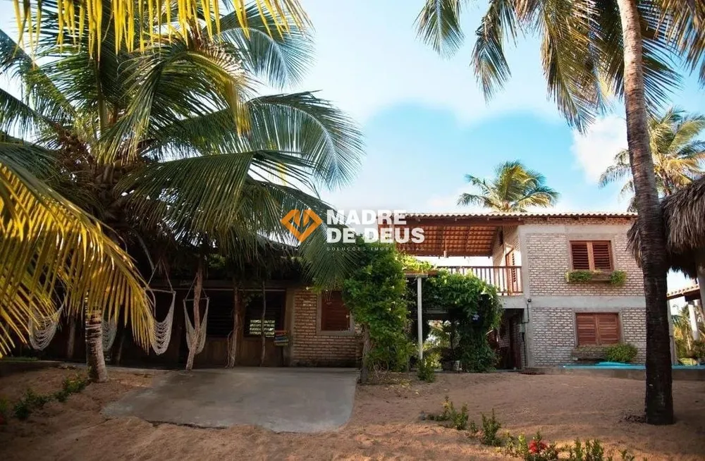 Casa, 6 quartos, 400 m² - Foto 1