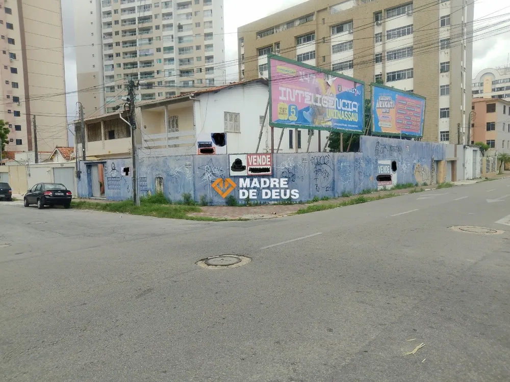 Casa, 6 quartos, 187 m² - Foto 1