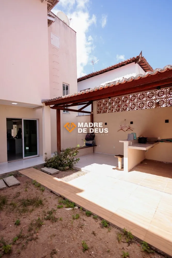 Casa, 4 quartos, 147 m² - Foto 1