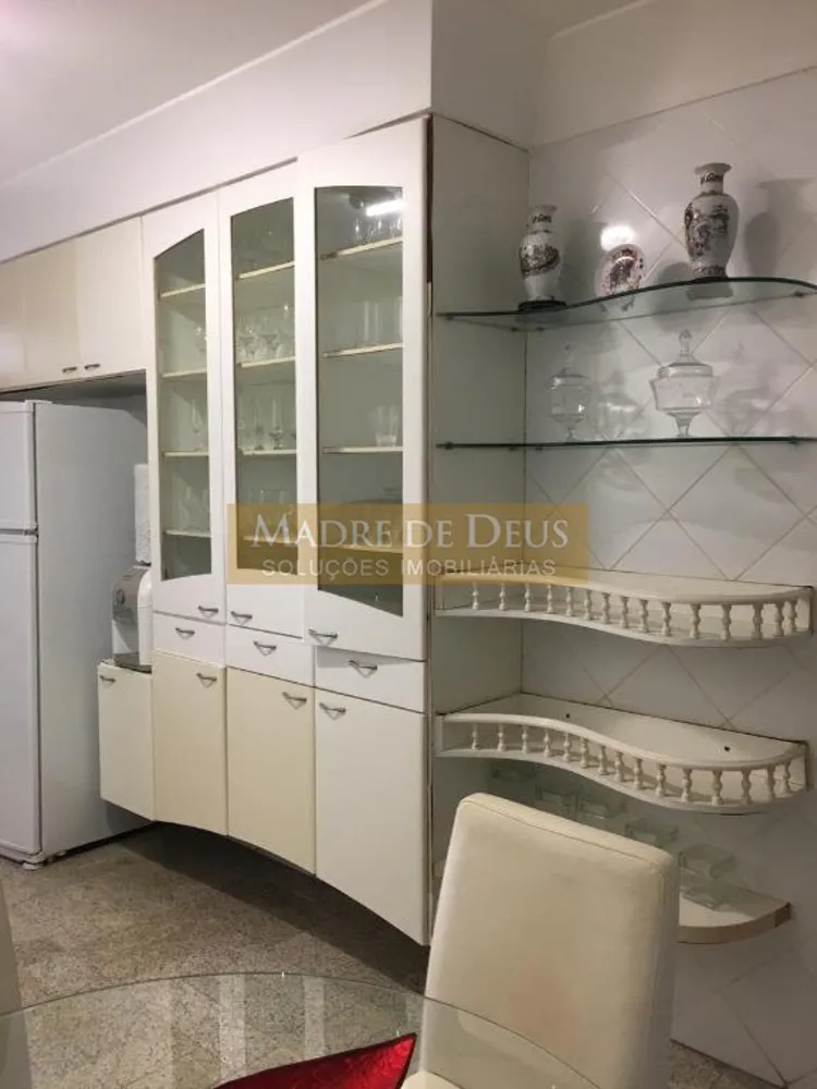 Apartamento, 3 quartos, 246 m² - Foto 11
