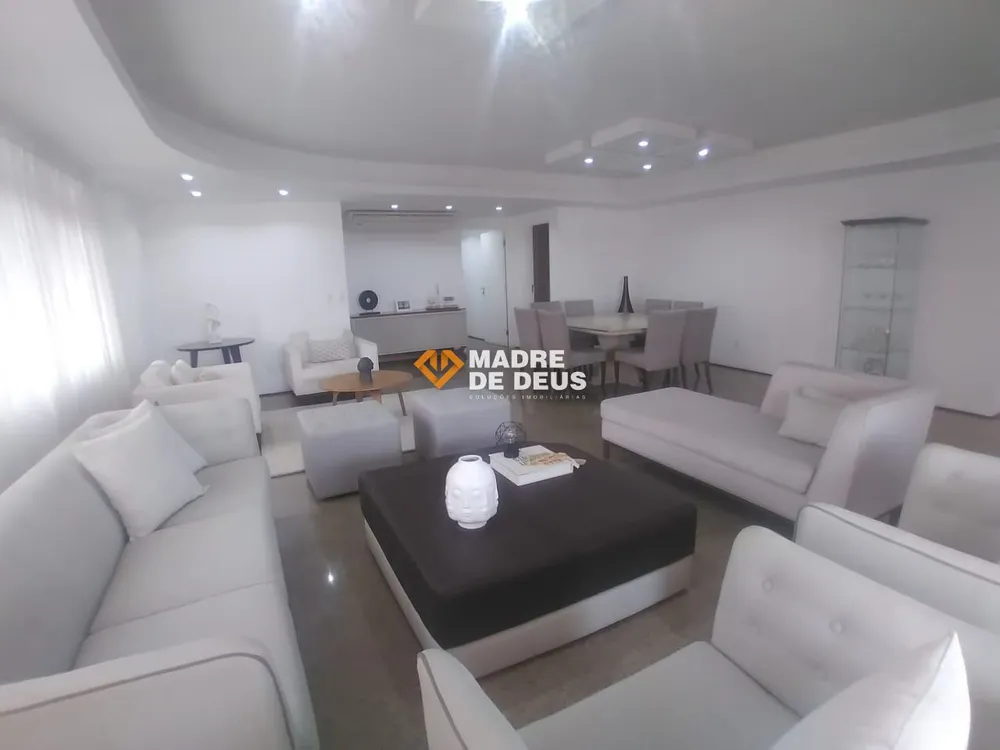 Apartamento, 3 quartos, 220 m² - Foto 1