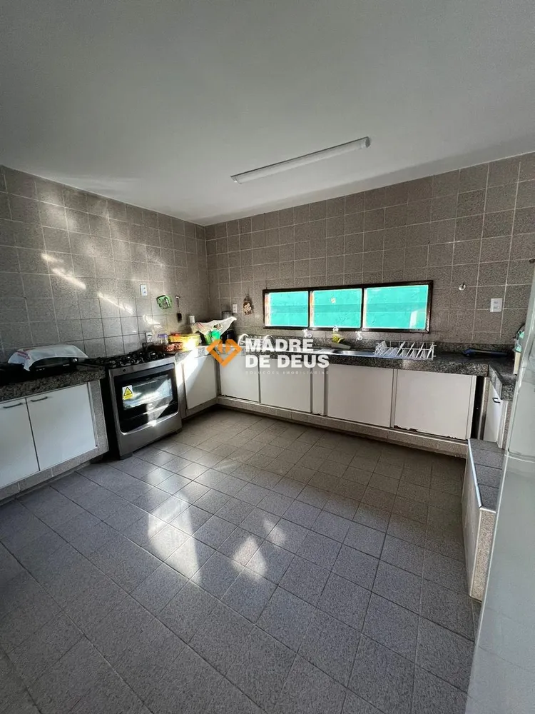 Casa, 7 quartos, 529 m² - Foto 3