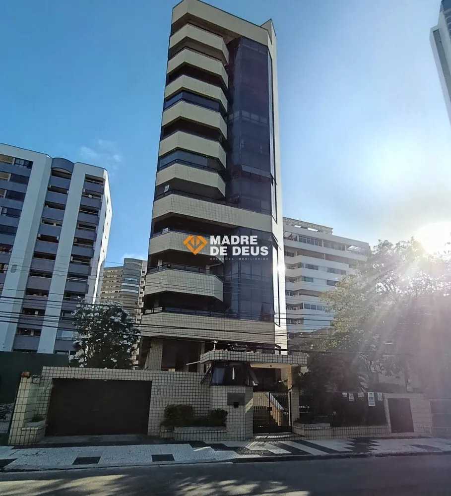 Apartamento, 4 quartos, 251 m² - Foto 2