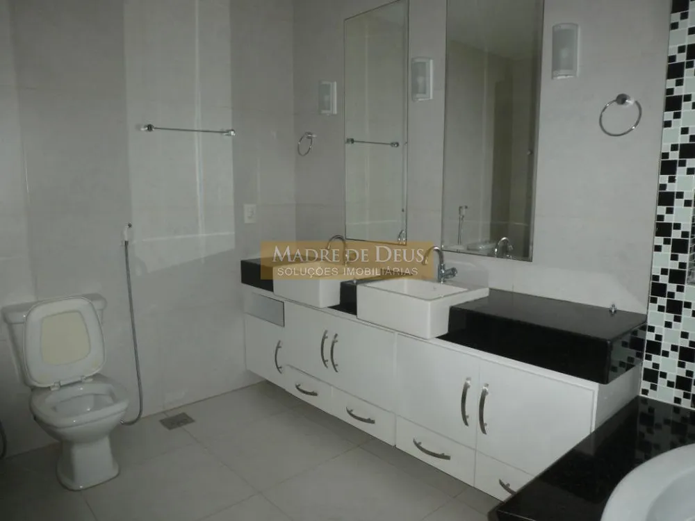 Casa, 7 quartos, 915 m² - Foto 3