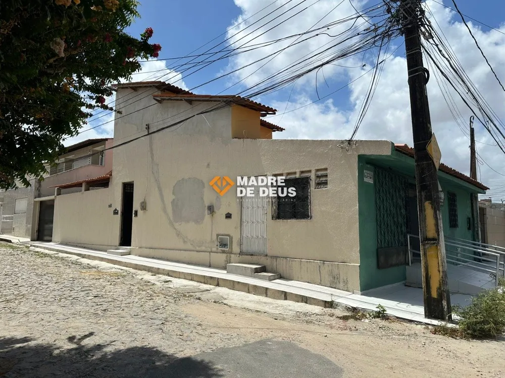 Casa, 3 quartos, 275 m² - Foto 1