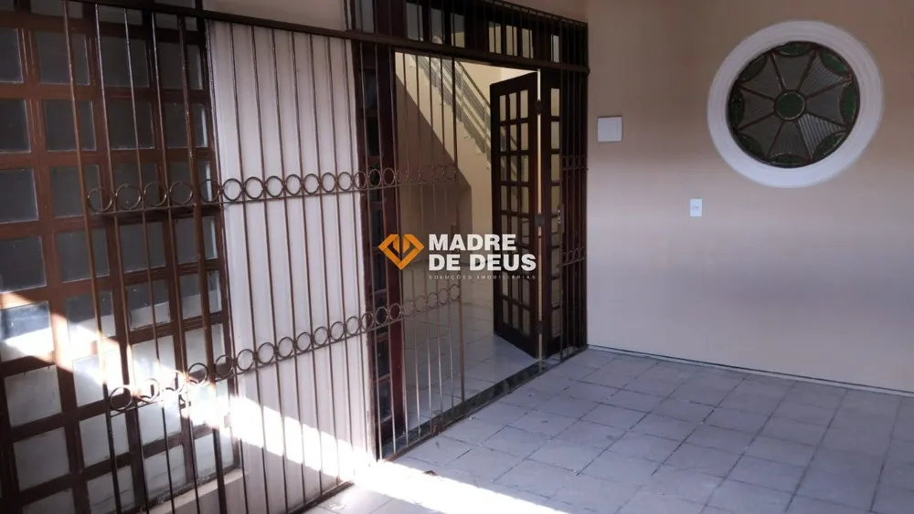 Casa, 5 quartos, 212 m² - Foto 1