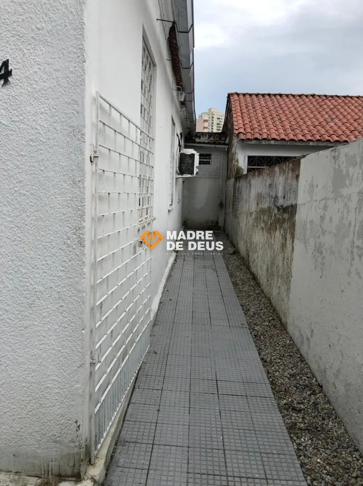 Casa, 4 quartos, 240 m² - Foto 2