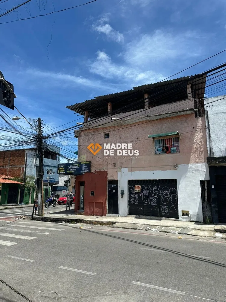Loja-Salão, 256 m² - Foto 1