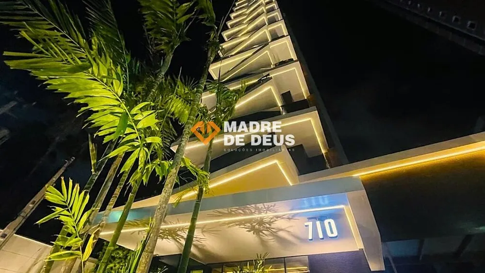 Apartamento, 3 quartos, 209 m² - Foto 1