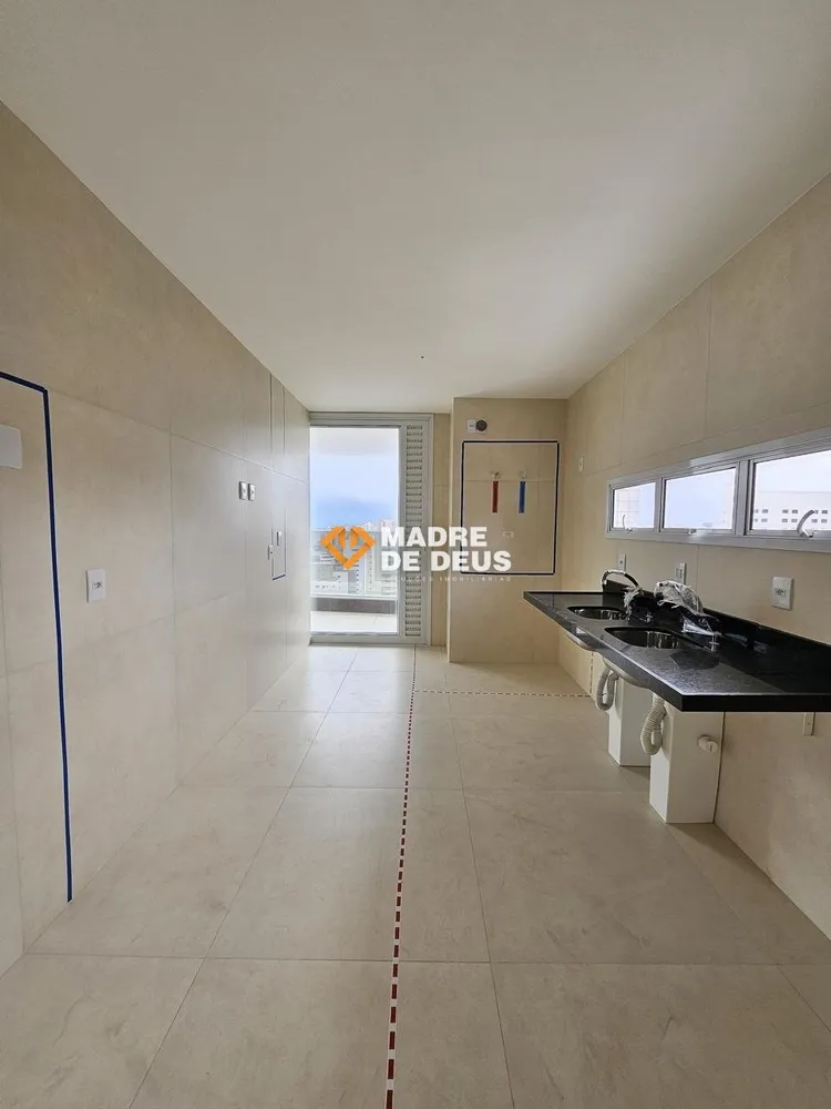 Apartamento, 3 quartos, 209 m² - Foto 9