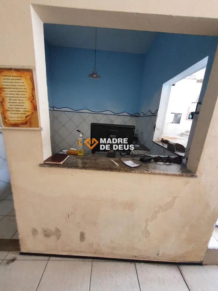 Casa, 4 quartos, 300 m² - Foto 1