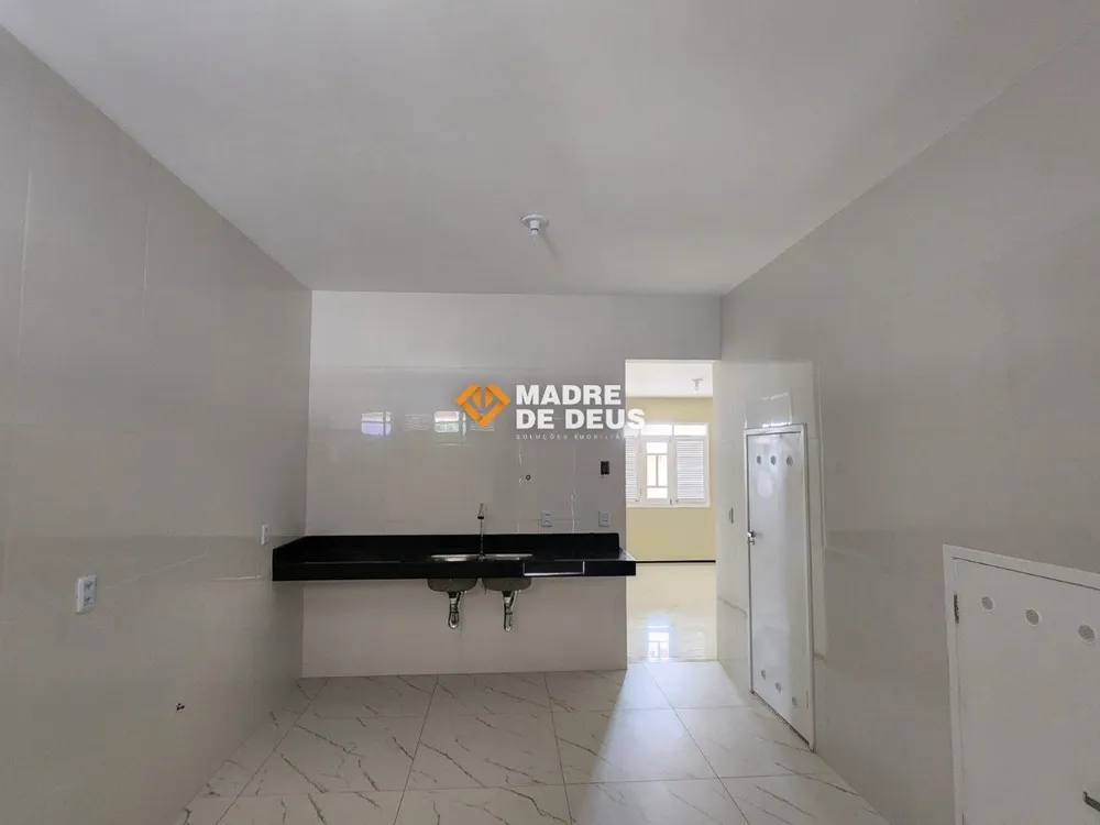 Casa, 4 quartos, 203 m² - Foto 1