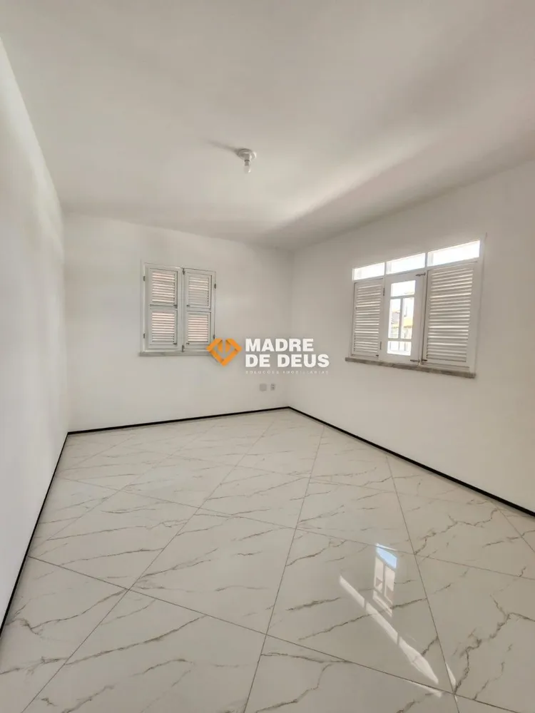 Casa, 4 quartos, 203 m² - Foto 2