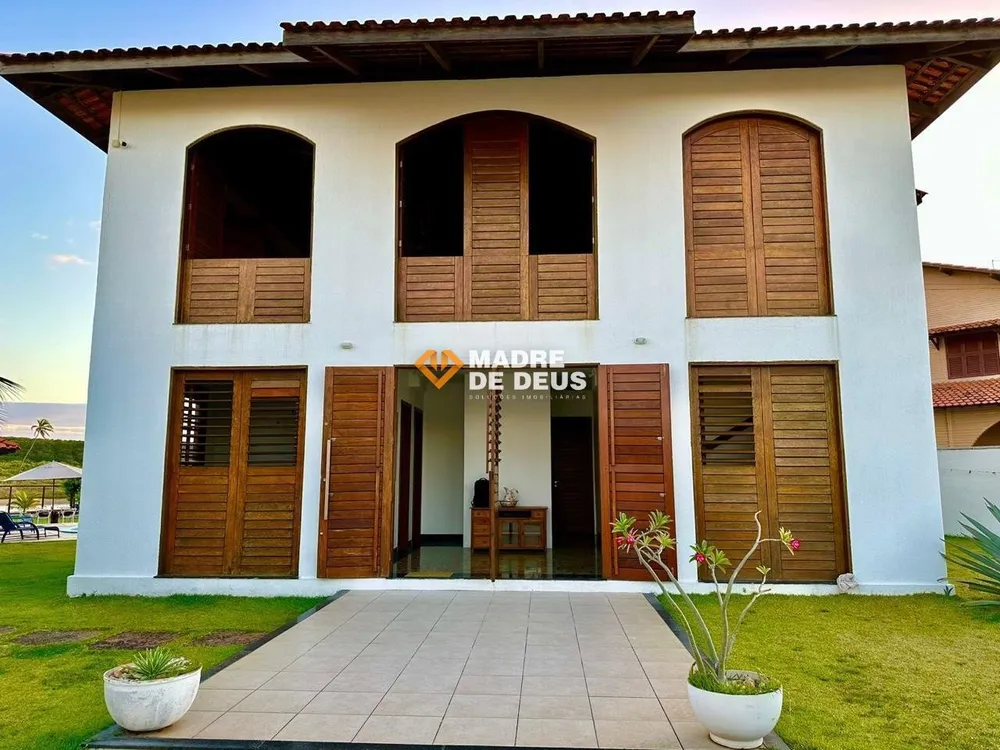 Casa, 5 quartos, 300 m² - Foto 1