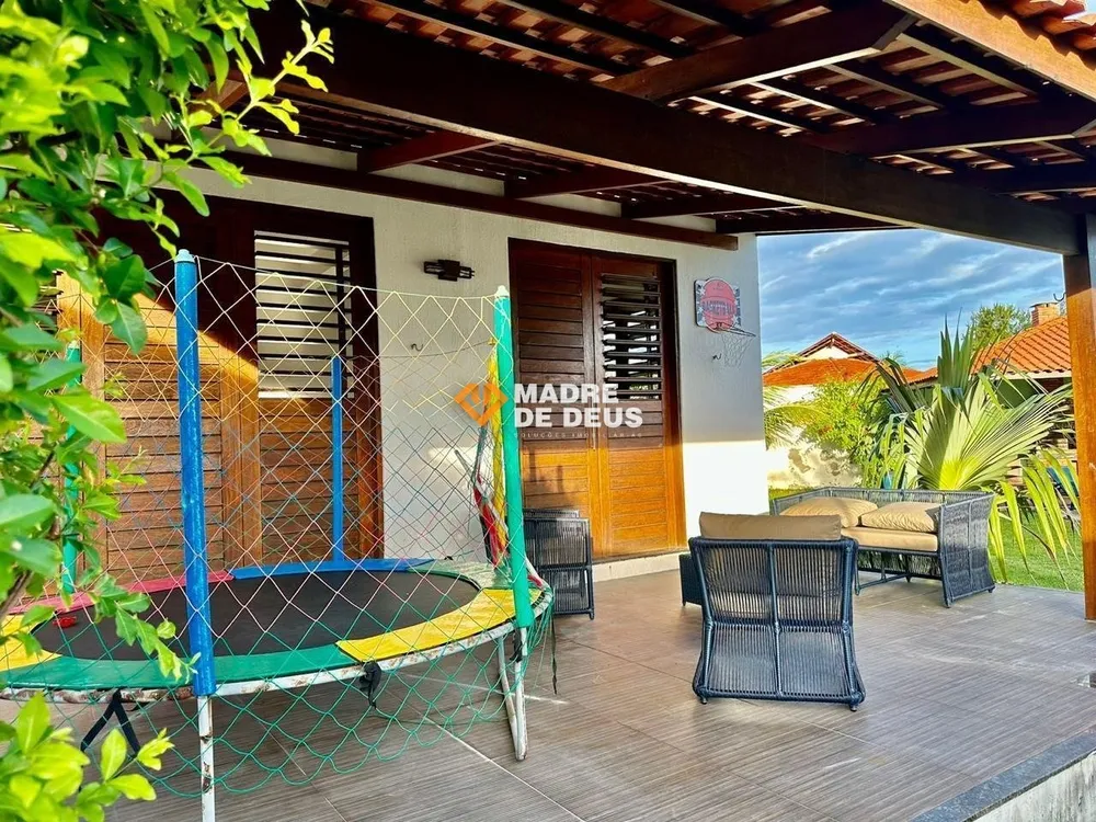 Casa, 5 quartos, 300 m² - Foto 2