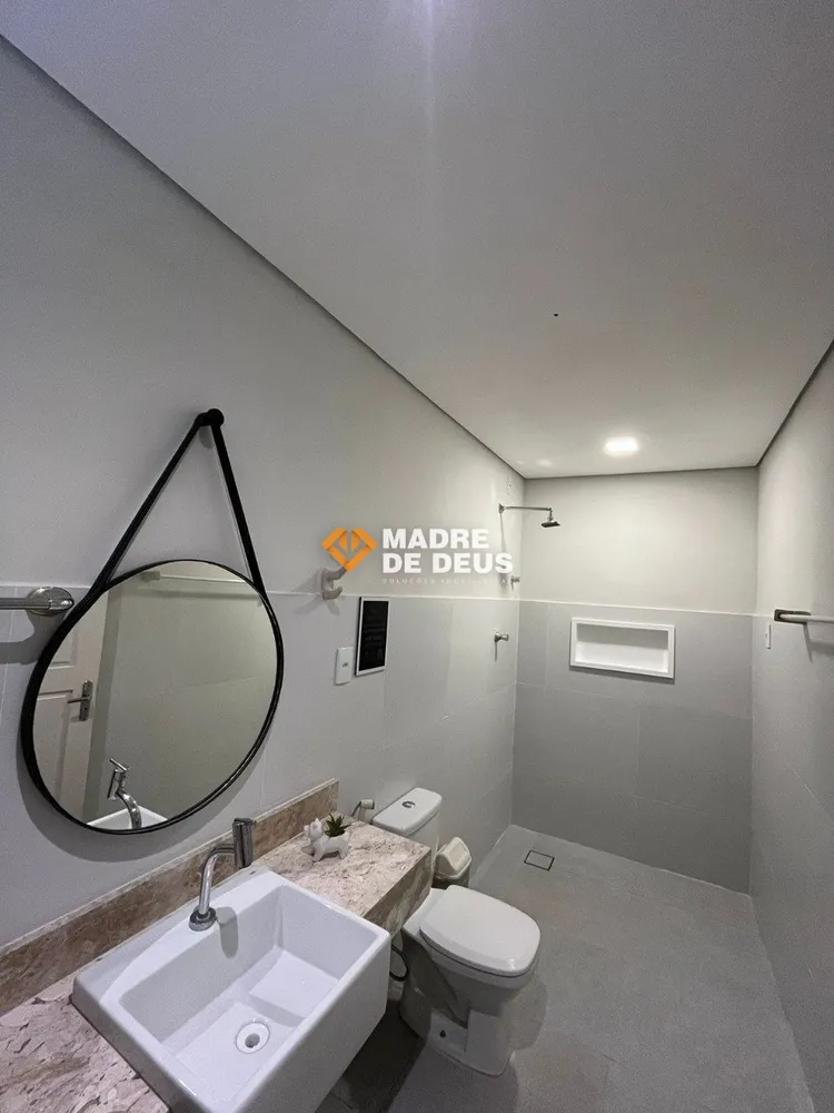 Chácara, 3 quartos, 4692 m² - Foto 7