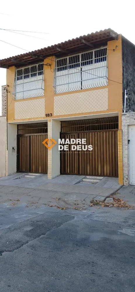 Casa, 7 quartos, 300 m² - Foto 1