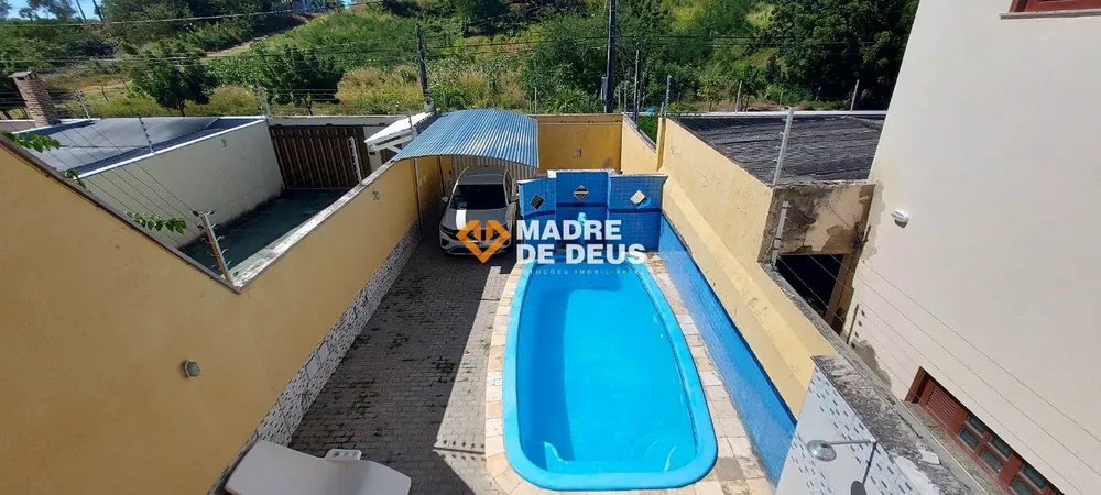 Casa, 4 quartos, 251 m² - Foto 2