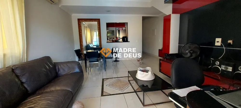 Casa, 4 quartos, 251 m² - Foto 3
