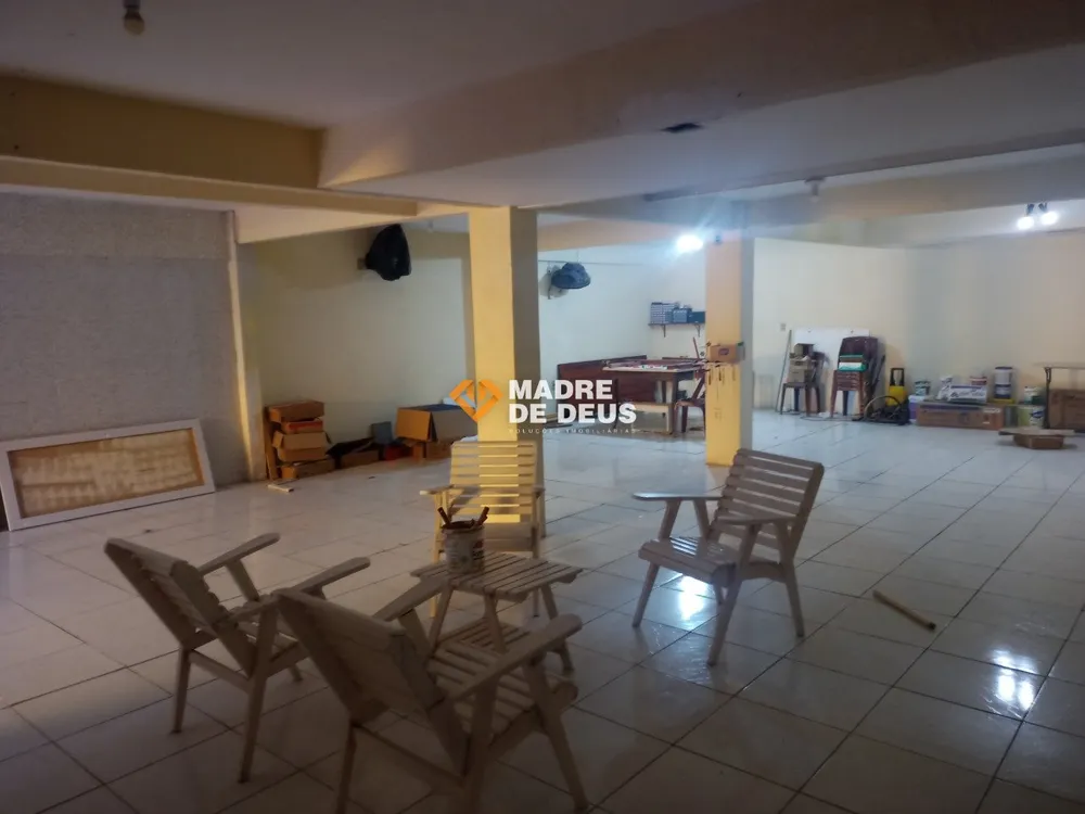 Casa, 5 quartos, 299 m² - Foto 2