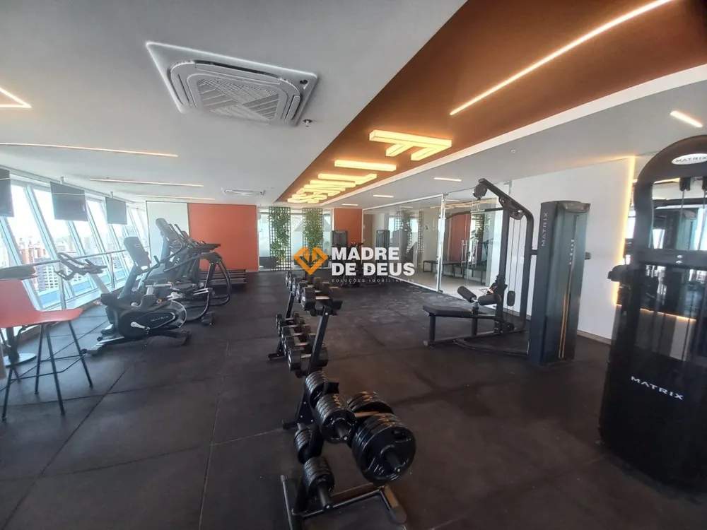 Apartamento, 4 quartos, 242 m² - Foto 2