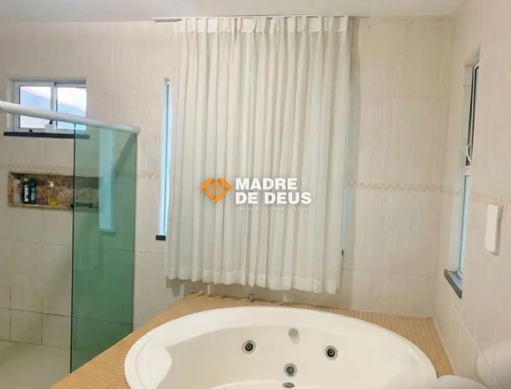 Casa, 4 quartos, 390 m² - Foto 4