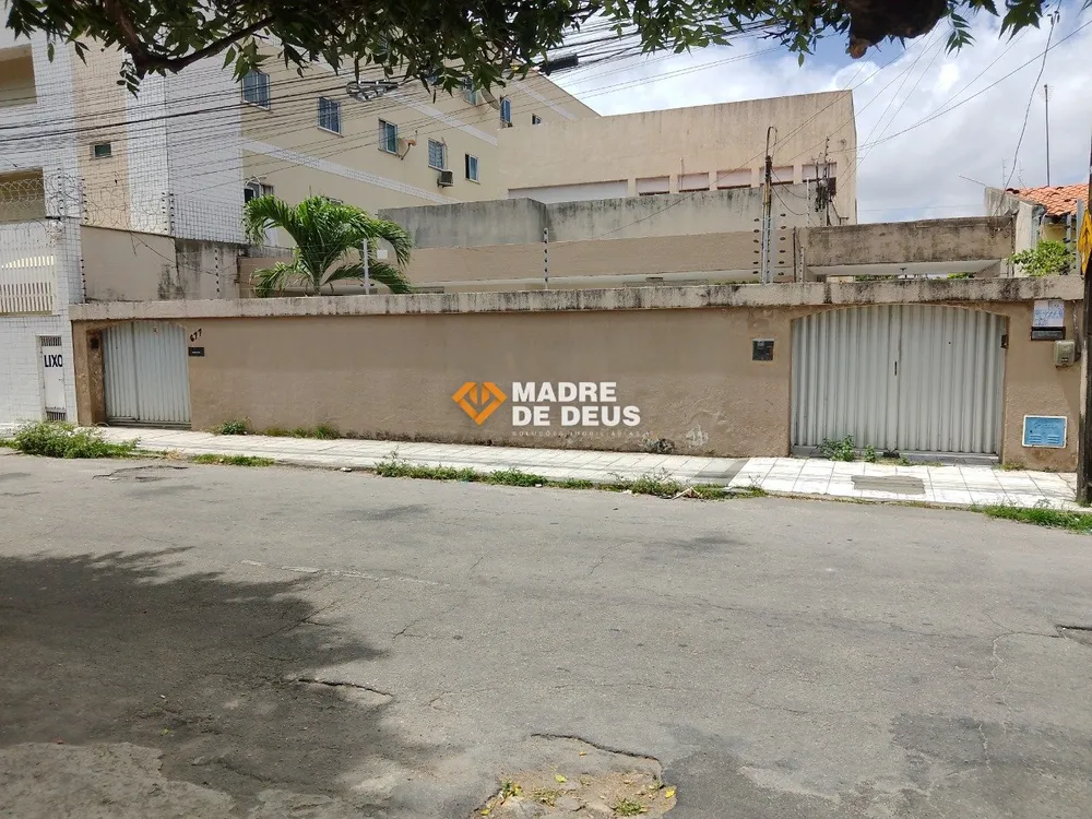 Casa, 7 quartos, 396 m² - Foto 1