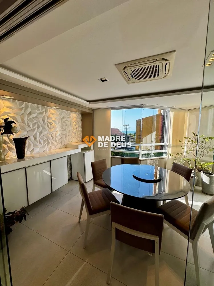 Apartamento, 3 quartos, 211 m² - Foto 4