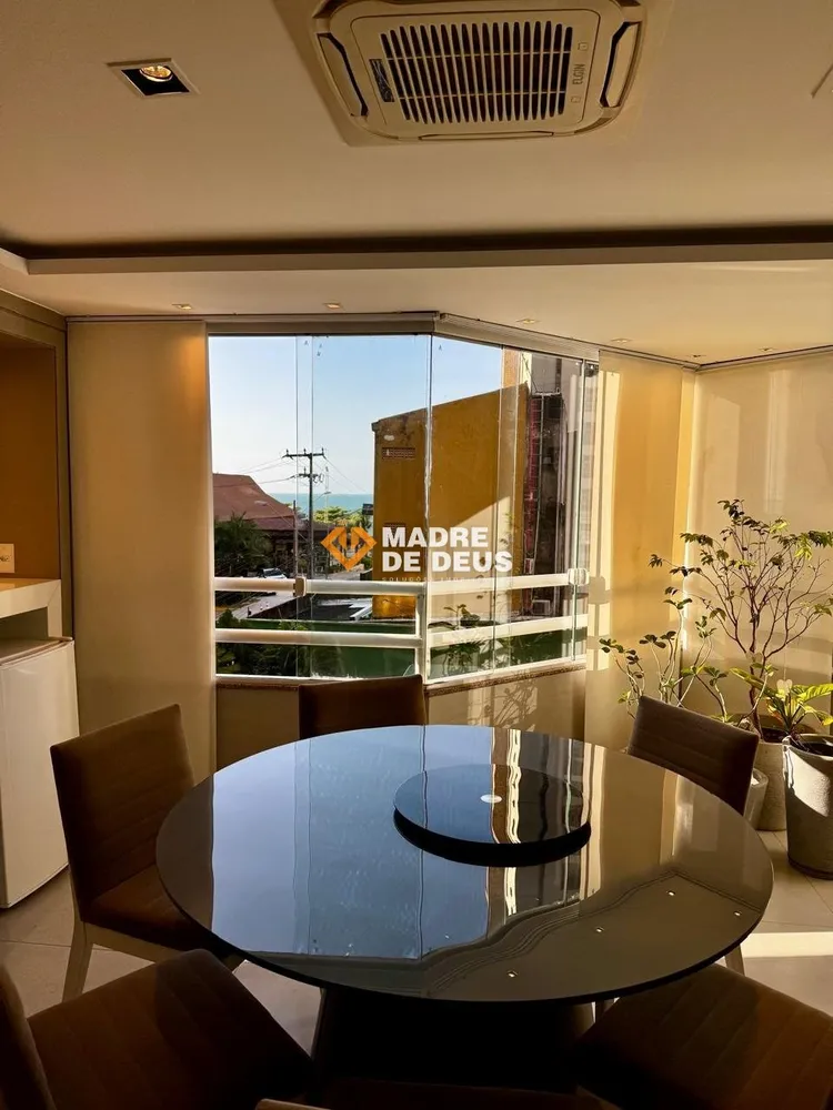 Apartamento, 3 quartos, 211 m² - Foto 5