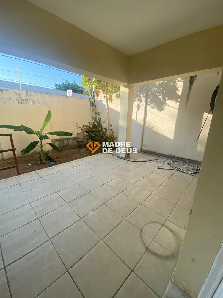 Casa, 7 quartos, 192 m² - Foto 2