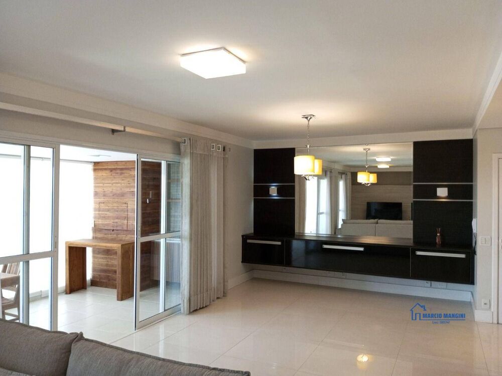Apartamento à venda com 3 quartos, 137m² - Foto 29