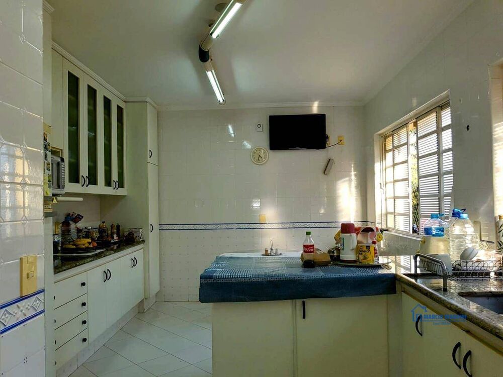 Casa de Condomínio à venda com 4 quartos, 580m² - Foto 3